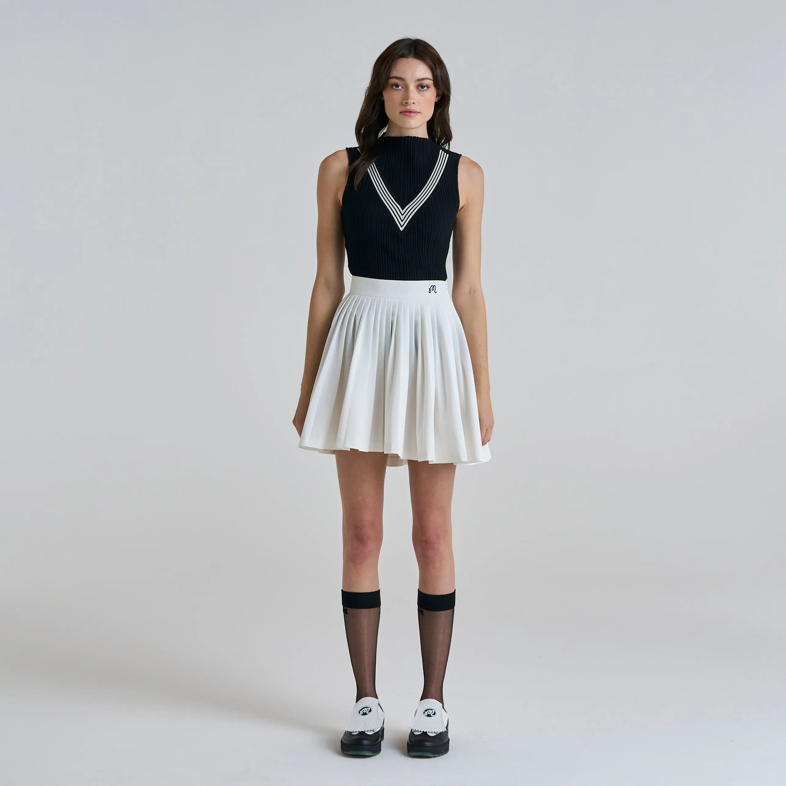 ACE SLEEVELESS MOCKNECK