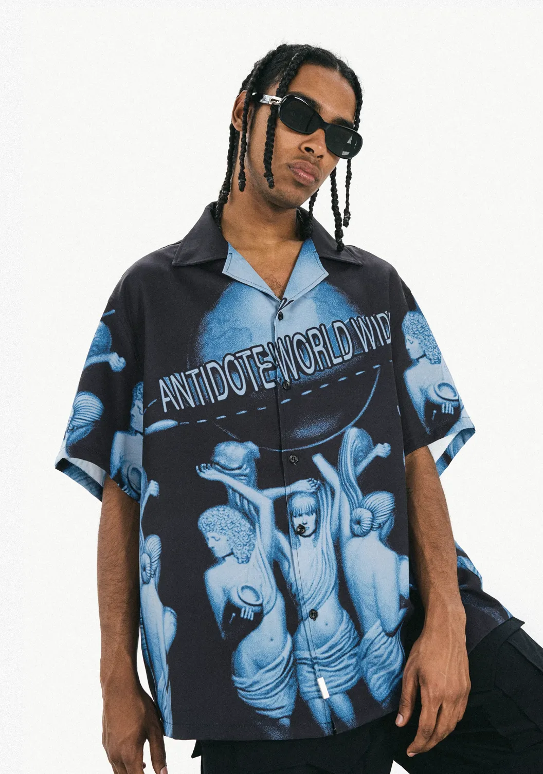 ANTIDOTE Vintage Goddess Print Short Sleeve Shirt