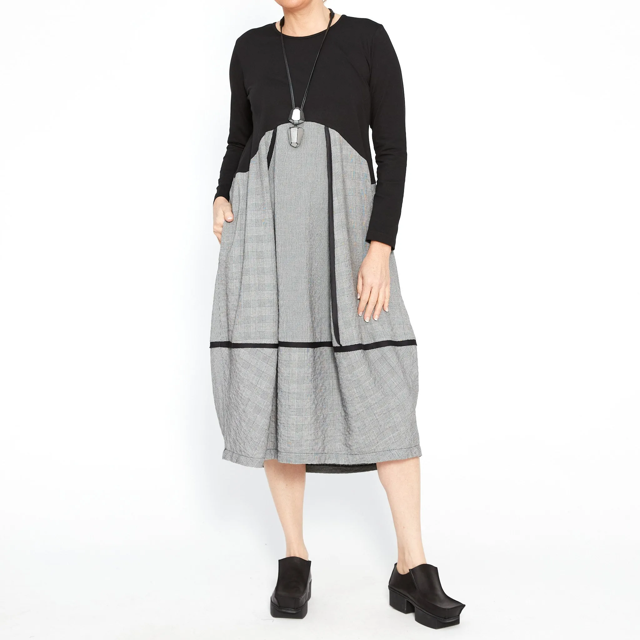 Archer Black & White Houndtooth Dress w/ Long Sleeves