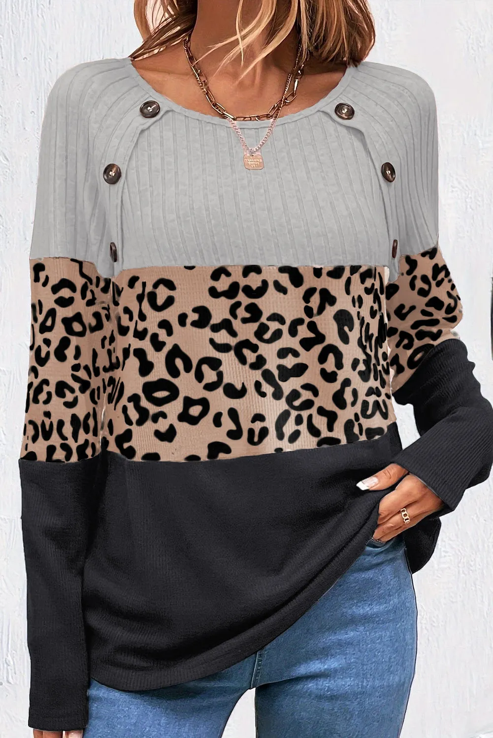 Cheetah Textured Patchwork Buttoned Round Neck T Shirt