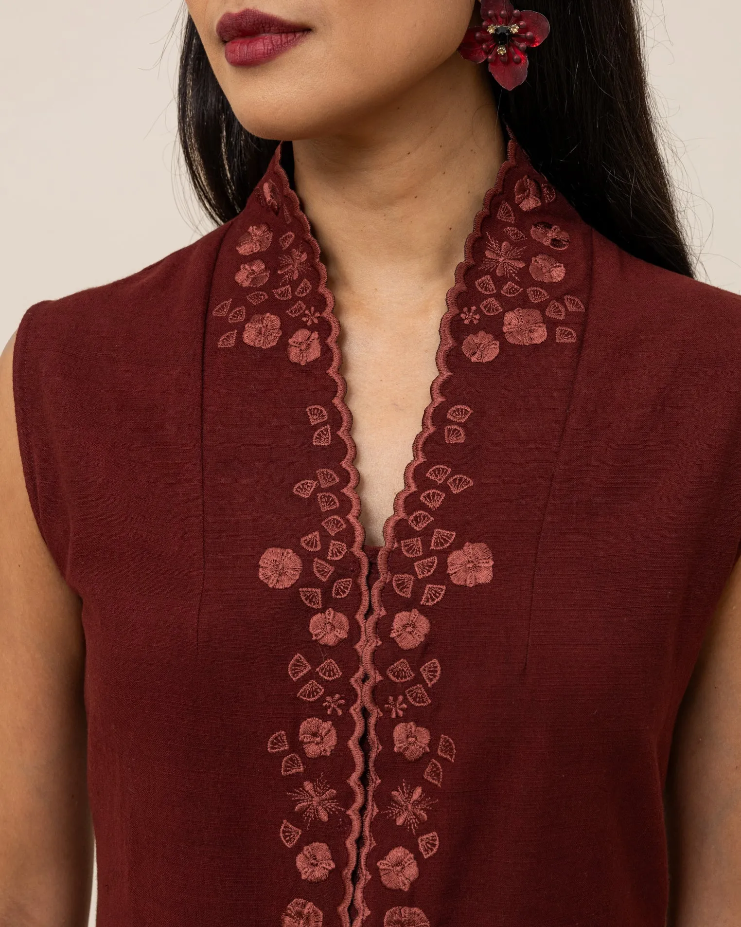 KEMBANG - Embroidered Kebaya Vest