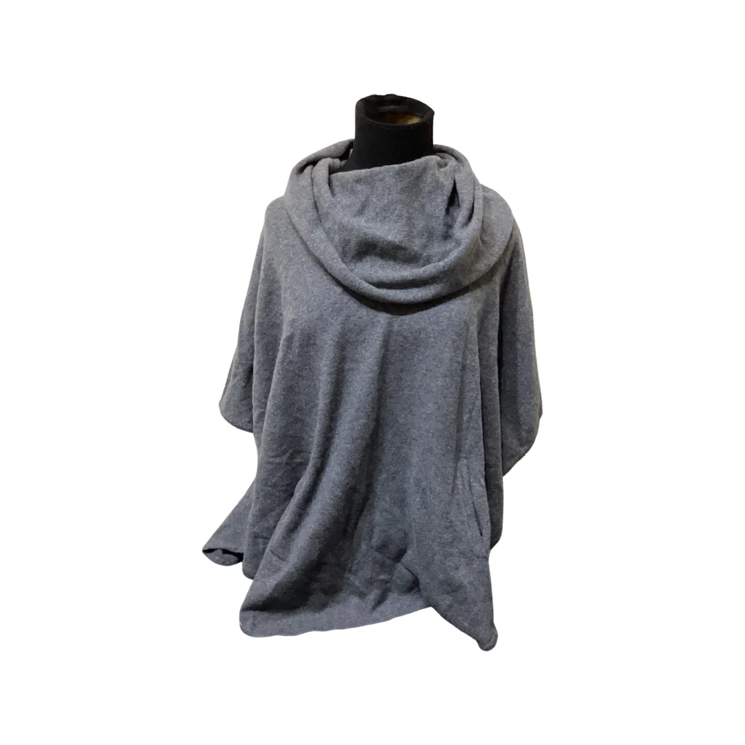 Max Studio Poncho